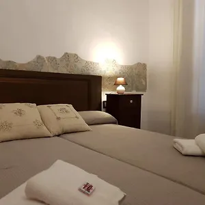 Apartamento Edificio De L'escoleta, Falset