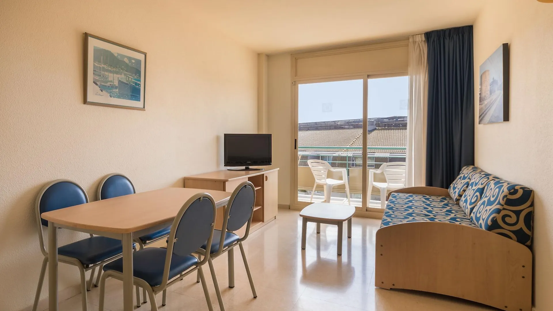 Htop Royal Sun Suites #Htopfun Santa Susanna 4*,