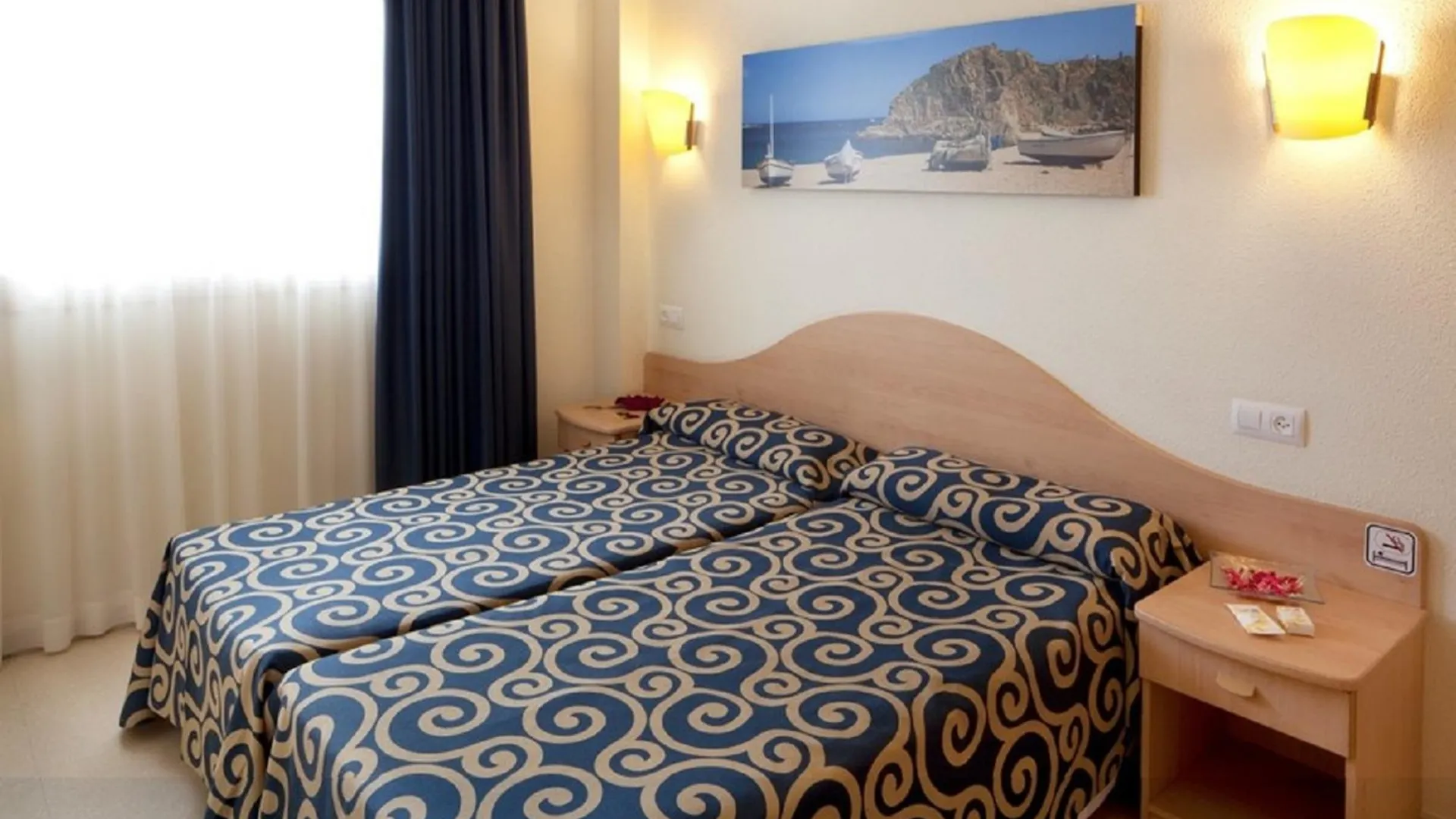 Htop Royal Sun Suites #Htopfun Santa Susanna 4*,