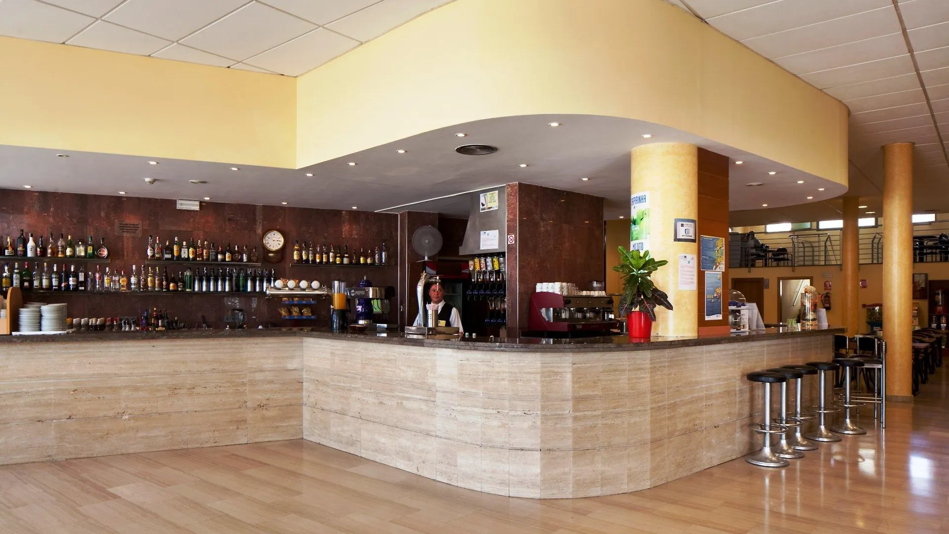 Htop Royal Sun Suites #Htopfun Santa Susanna Hotel